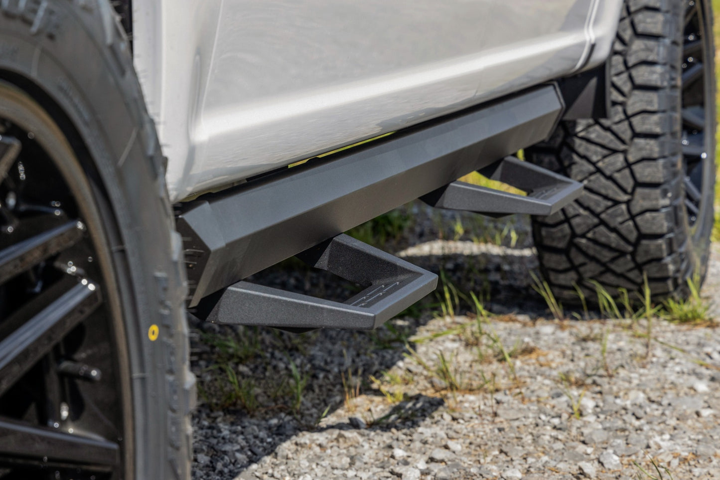 SRL2 Adjustable Aluminum Steps | Ford Ranger 2WD/4WD (2019-2025)