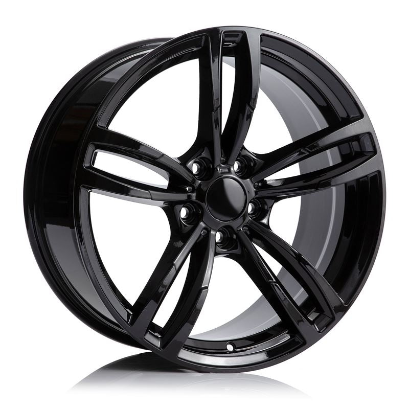 OPTI Wheels M4S [18" 5x112]